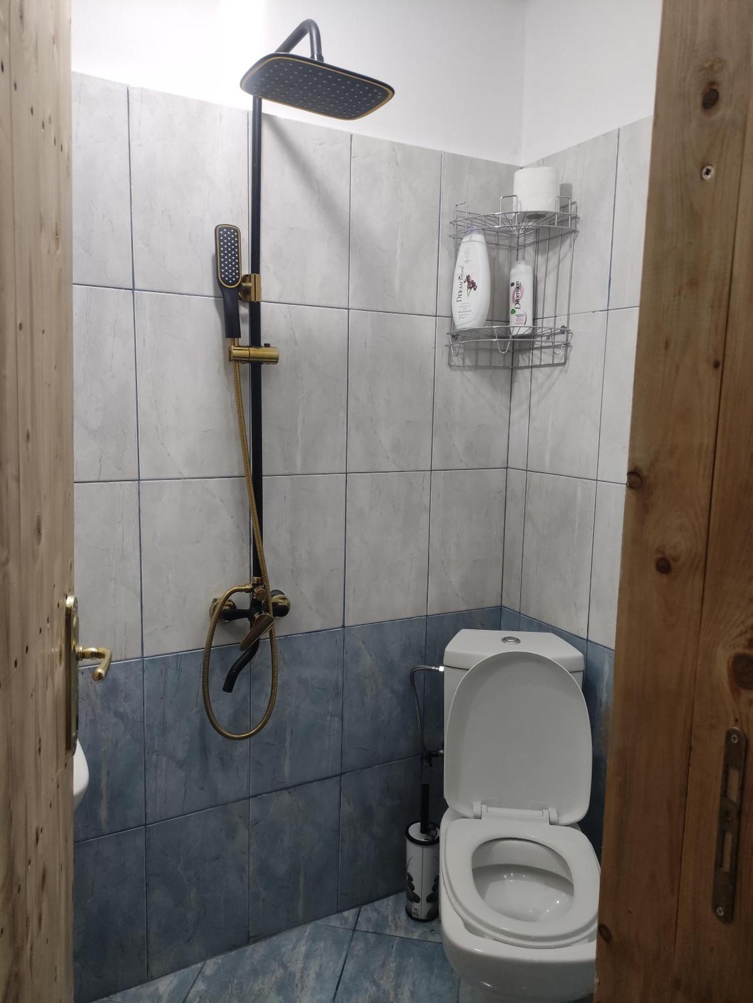 Karafil Guesthouse Gjirokastër Esterno foto